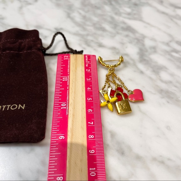 Louis Vuitton LV Pin Brooch - Picture 8 of 8